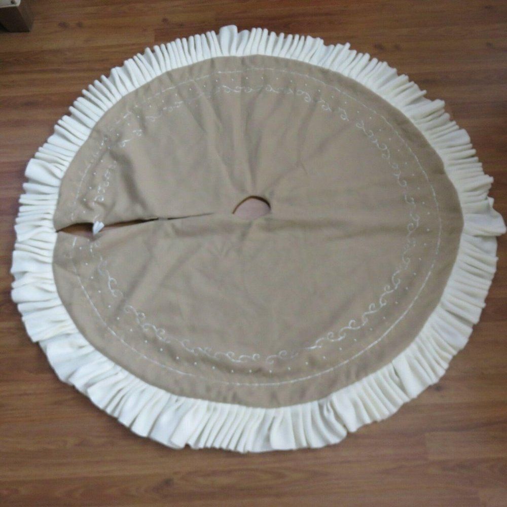 D & F Designs 52" Tan Beige Winter White Pearls Felt Ruffle Christmas Tree Skirt